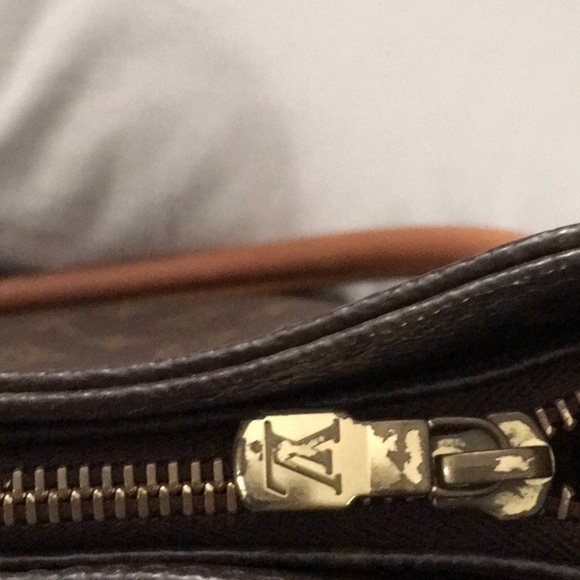 Louis Vuitton Looping GM - Picture 8 of 10